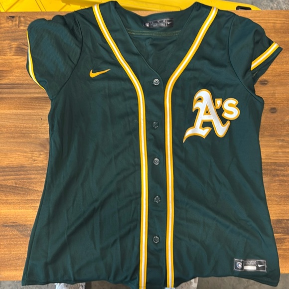 Oakland A’s jersey size XL NIKE GREAT CONDITION fits like Small MED - Picture 1 of 3